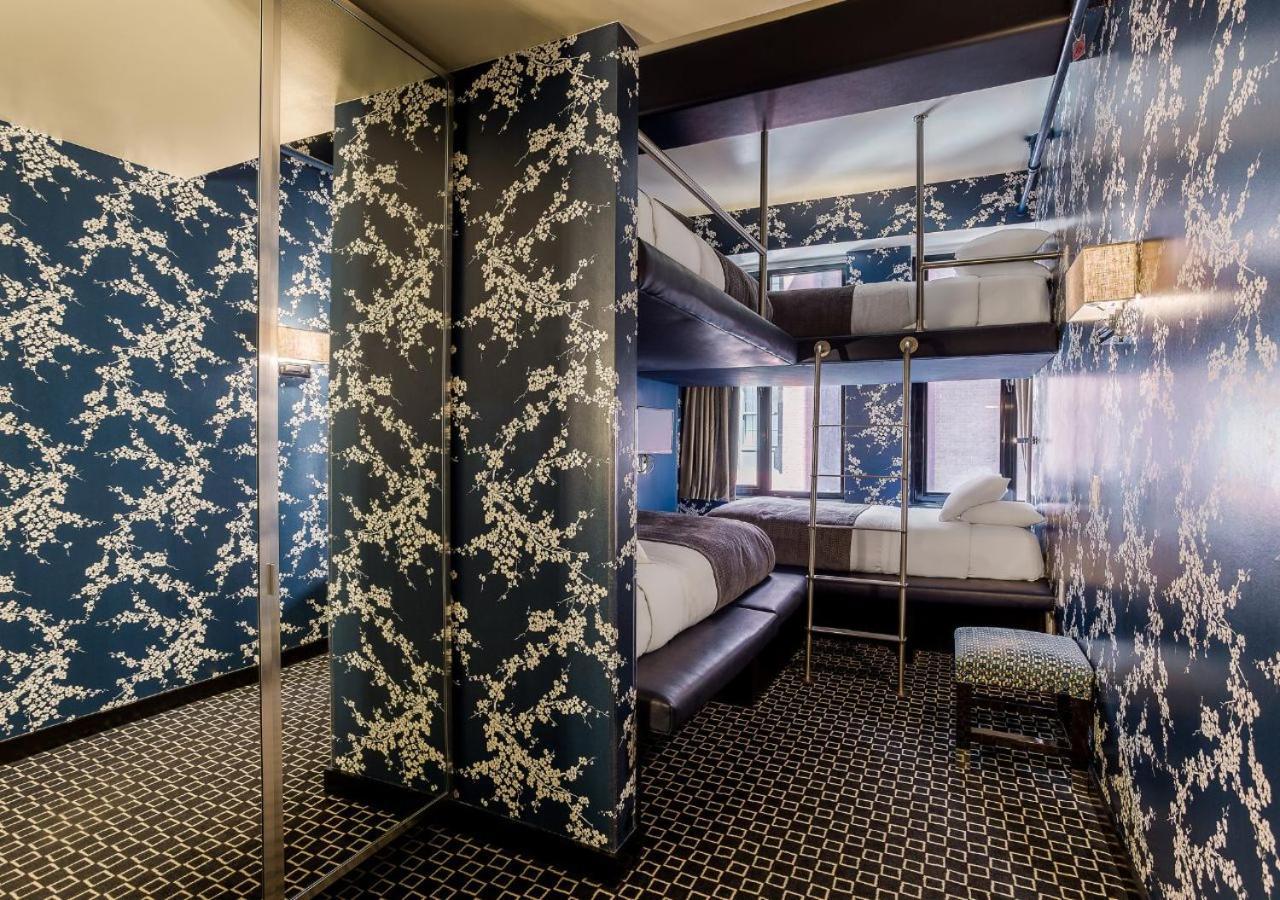 45 Times Square Hotel Ню Йорк Екстериор снимка