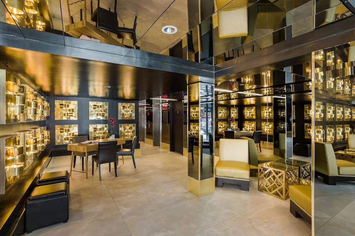 45 Times Square Hotel Ню Йорк Екстериор снимка